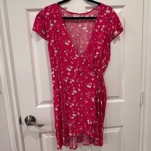 Floral wrap short sleeve  dress